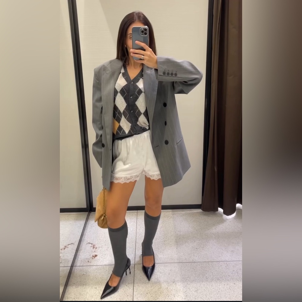 ZARA OVERSIZE PINSTRIPE BLAZER - Picture 6 of 15